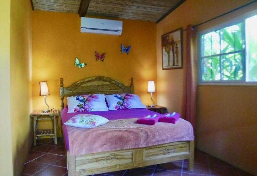 Четырехместный Номер Стандарт, Cabanas Los Colibris