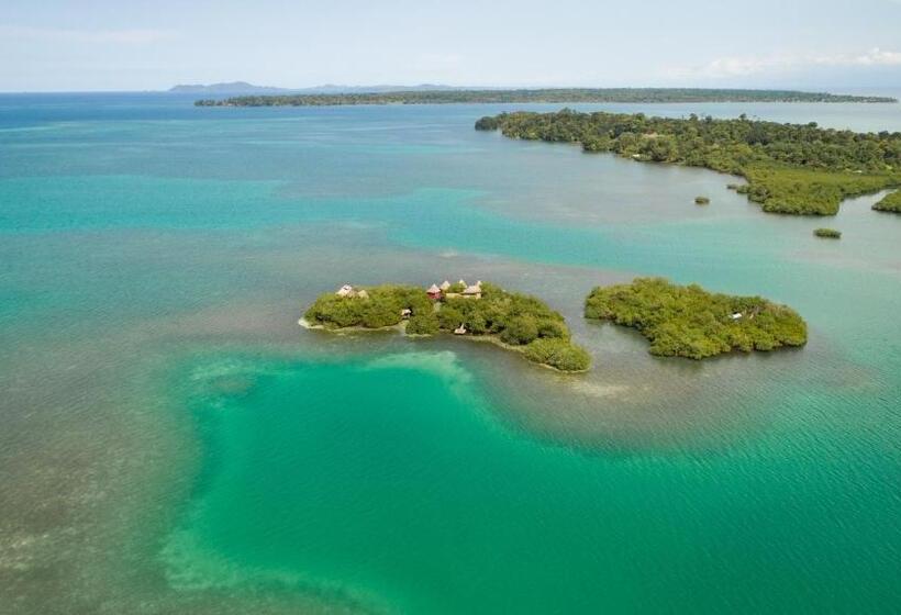 Бунгало Deluxe, Urraca Monkey Island Eco Resort