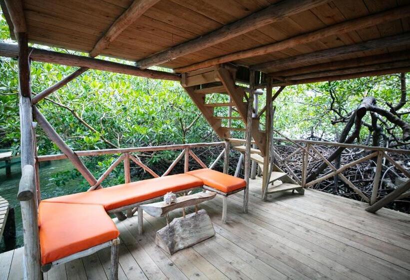 Бунгало Deluxe, Urraca Monkey Island Eco Resort