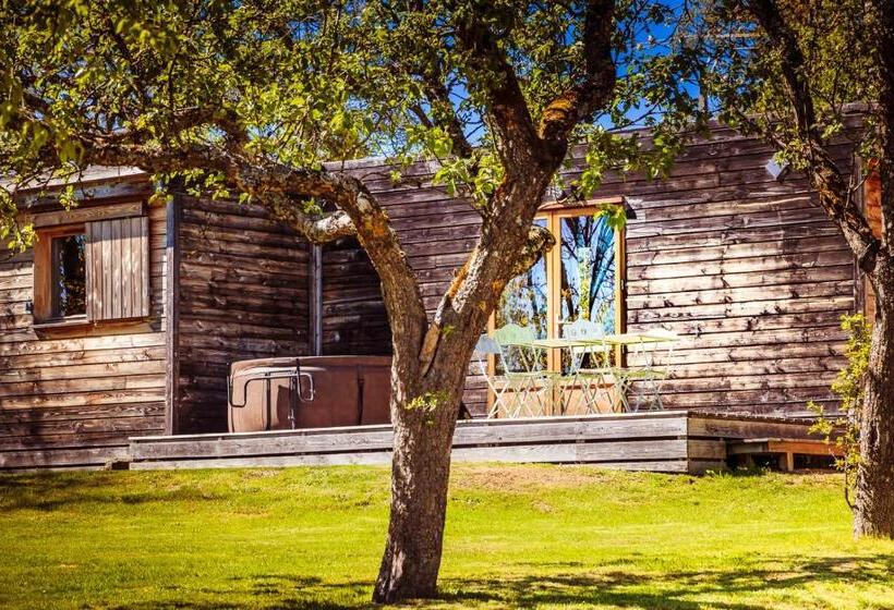 Семейный Номер, Les Volca'lodges De Tournebise