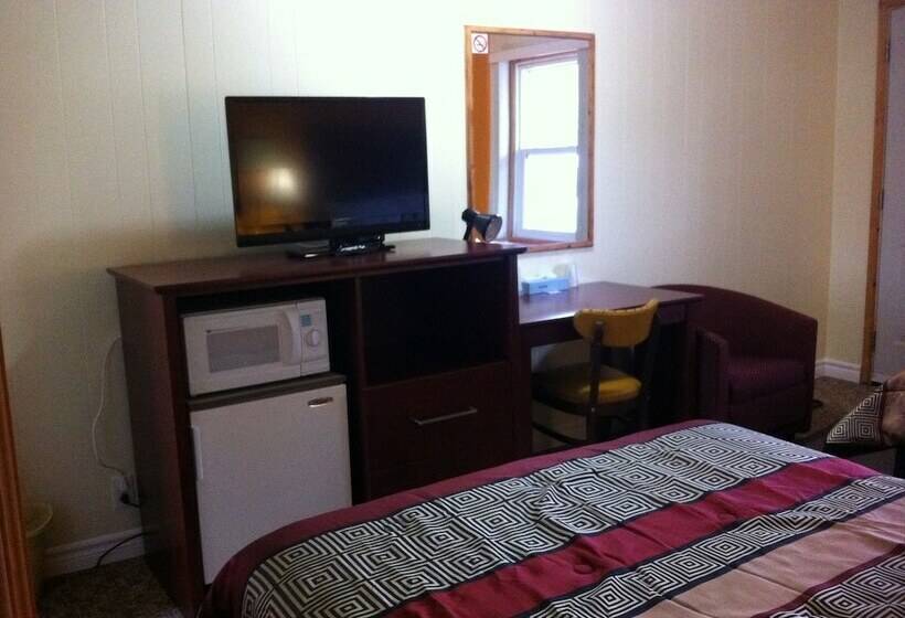 스탠다드 룸 더블 침대 2개, Deep River Motel