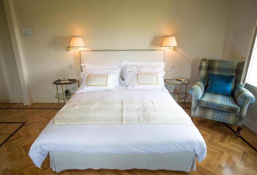 Номер Deluxe, Castello Di Mornico Losana