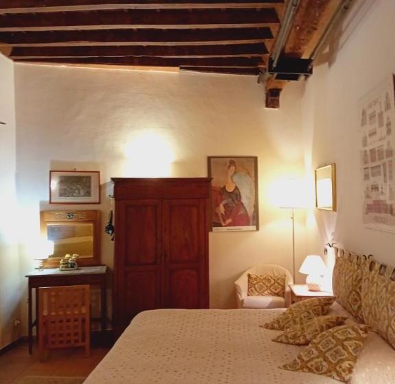 スタンダードトリプルルーム, La Torretta Historical Home