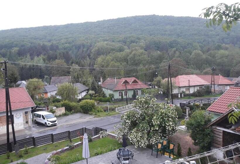 Четырехместный Номер Стандарт, Zempléni Pitvaros Pihenő