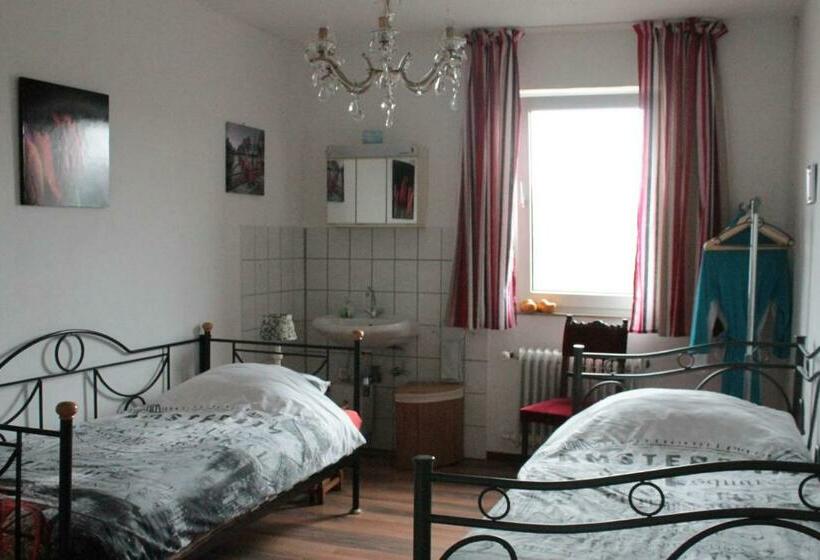 经济房, Pension Rodenburg