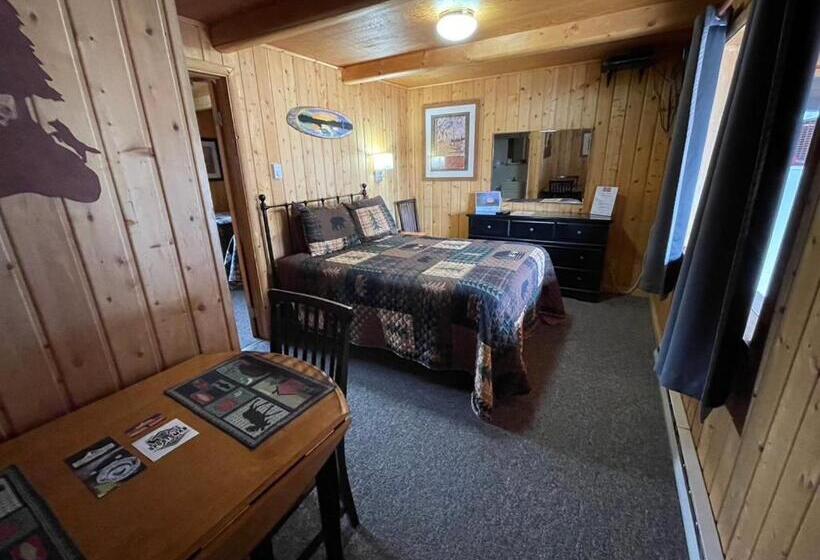Номер Deluxe, Sportsman Lodge Melrose Mt