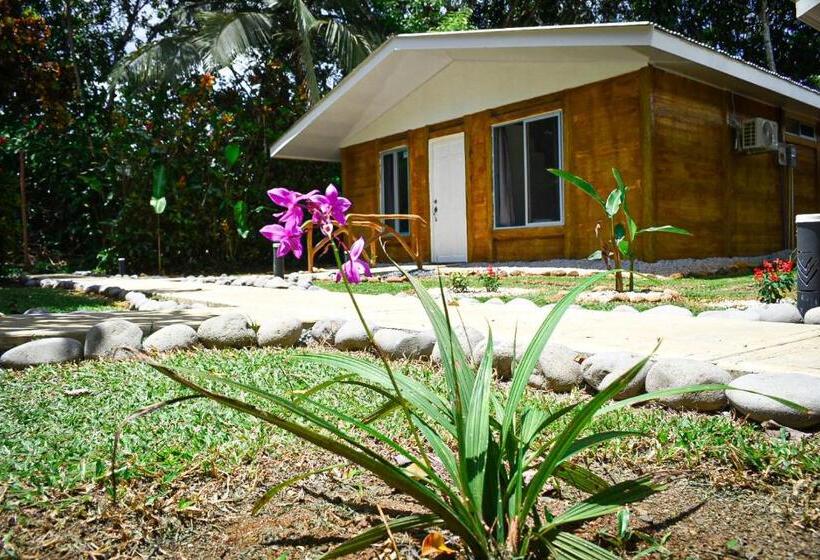 家庭洋房, Tropical Paradise Bungalows