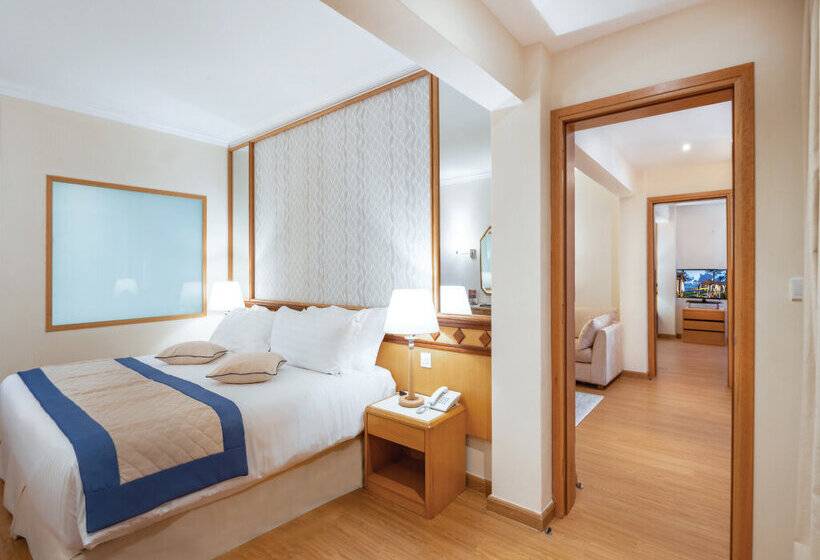 Люкс Ejecutiva 2 Спальни, Constantinou Bros Athena Beach Hotel