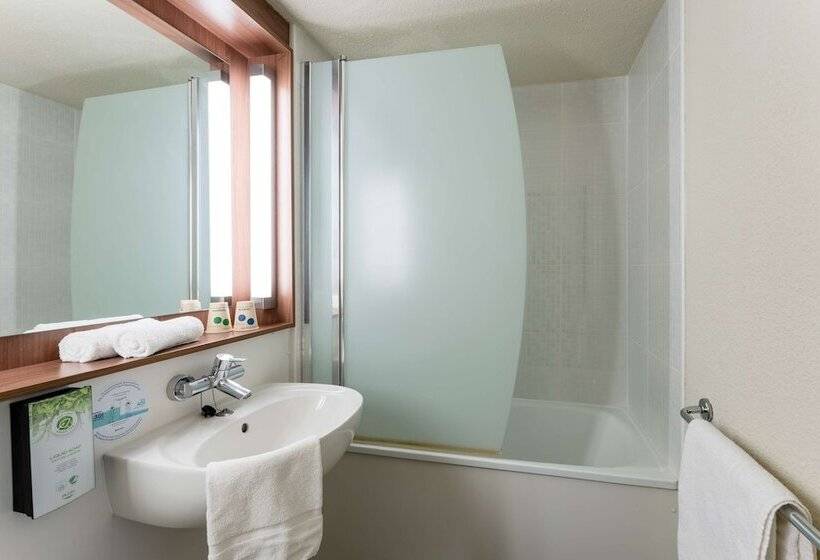 Номер Стандарт, Campanile Rouen Sud   Zénith   Parc Expo