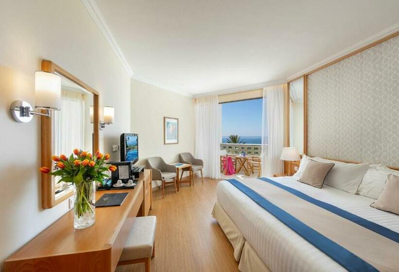 Номер Стандарт Смежный Вид на Море, Constantinou Bros Athena Beach Hotel