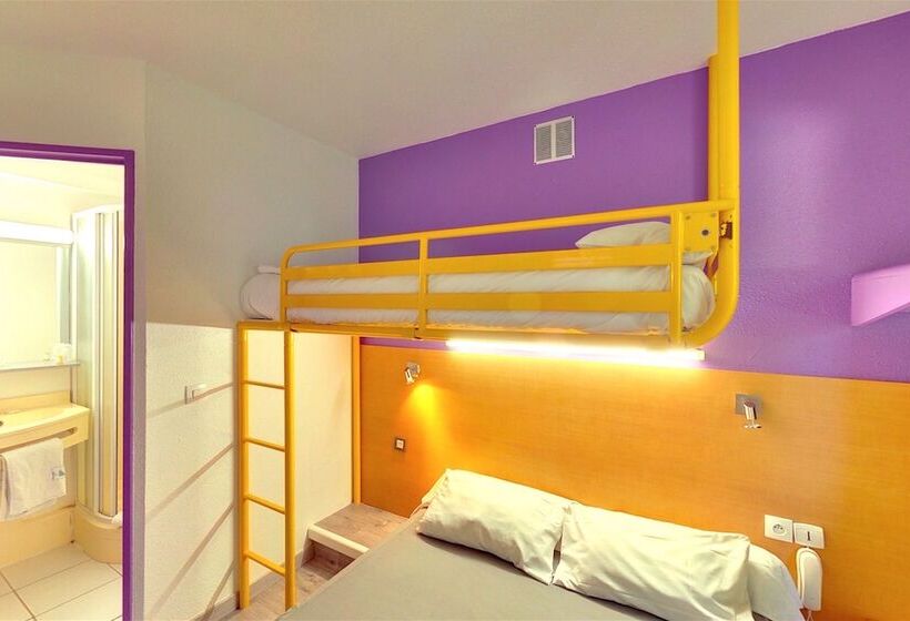 Трехместный Номер Комфорт, The Originals Access, Hôtel Béziers Est