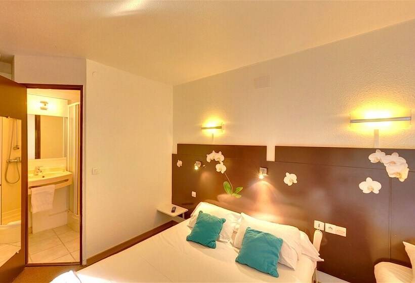 Трехместный Номер Комфорт, The Originals Access, Hôtel Béziers Est