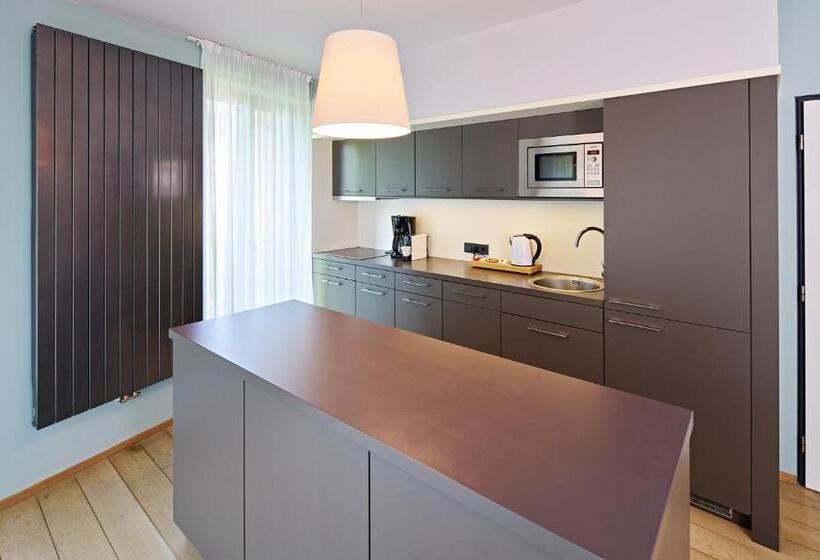 Люкс Superior 2 Спальни, Aparthotel Lípa
