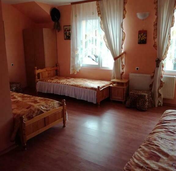 스탠다드 트리플 룸, Hadjibulevata Guest House