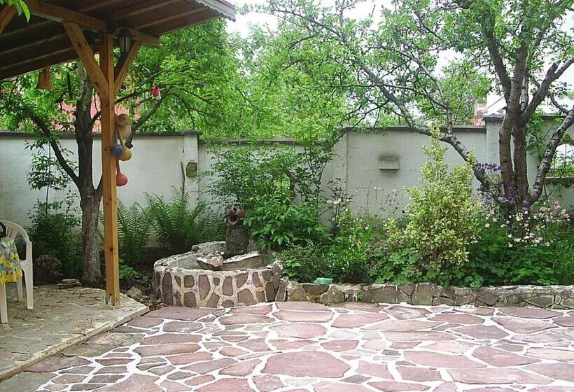 스탠다드 발코니 룸, Hadjibulevata Guest House