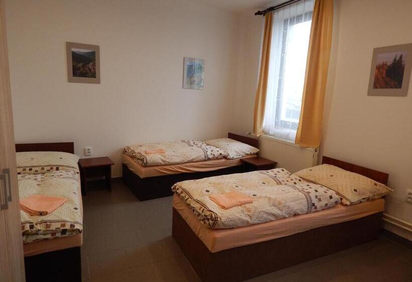 اتاق کلاسیک چهارنفره, Penzion U Kašných