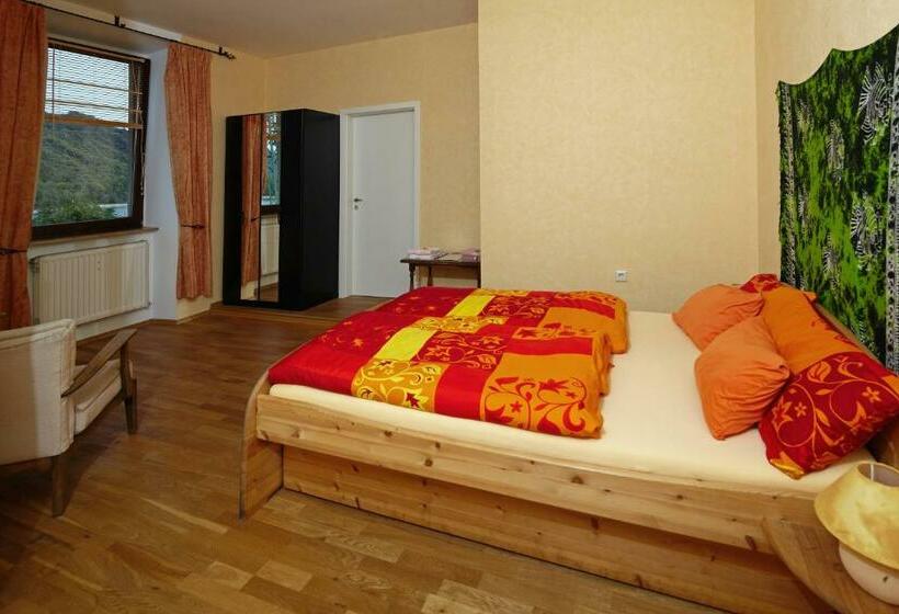 Номер Стандарт, Pension Röhrig