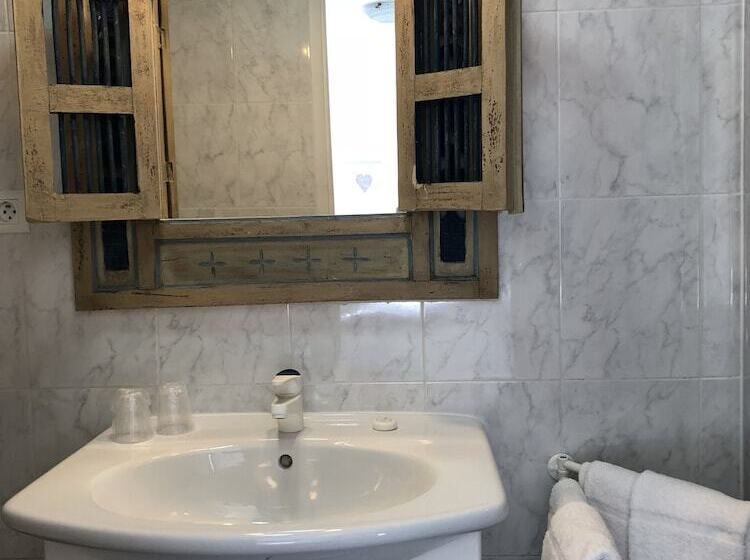 패밀리 룸, Hôtel Génépi