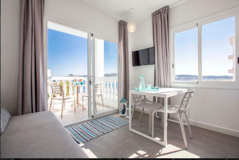 带1个卧室的带海景的公寓, Beach Star Ibiza - Adults Only