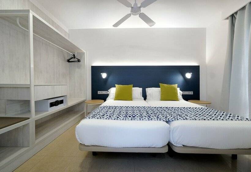 חדר משפחתי, Broncemar Beach Suites