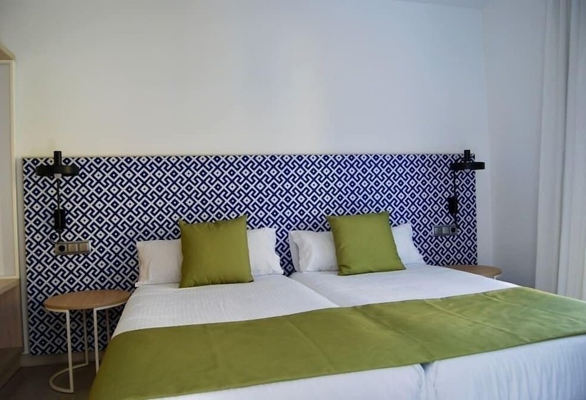 חדר משפחתי, Broncemar Beach Suites