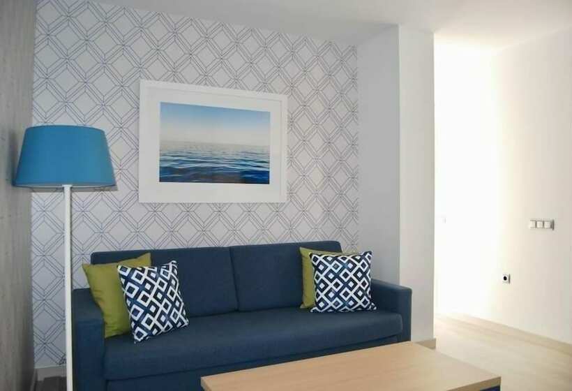 חדר משפחתי, Broncemar Beach Suites