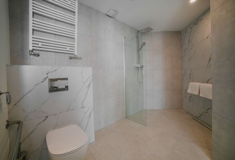 Номер Стандарт Адаптированный для Инвалидов, B&b Hotel Warsaw East