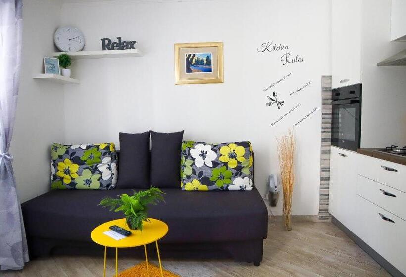 آپارتمان 1 خوابه با تراس, Guest House Godimento