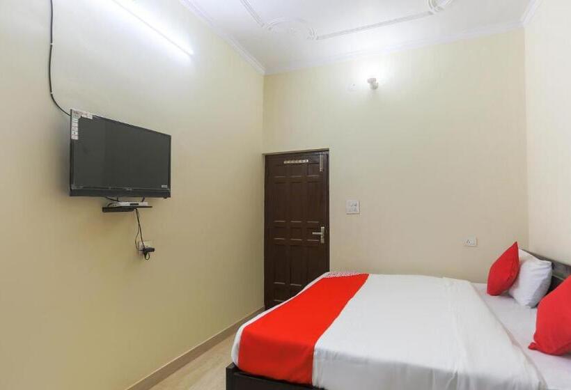 디럭스 트리플 룸, Flagship 48731 Pradeep Hostel
