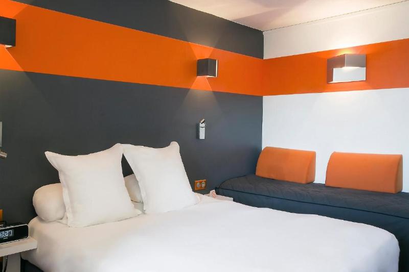 Трехместный Номер Премиум, Best Western The Wish Versailles