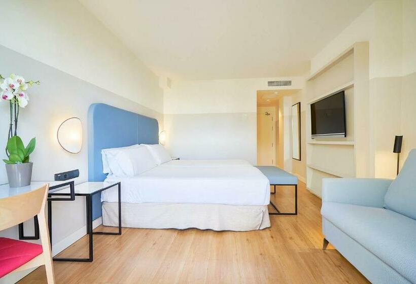 Семейный Номер, Eurostars Málaga
