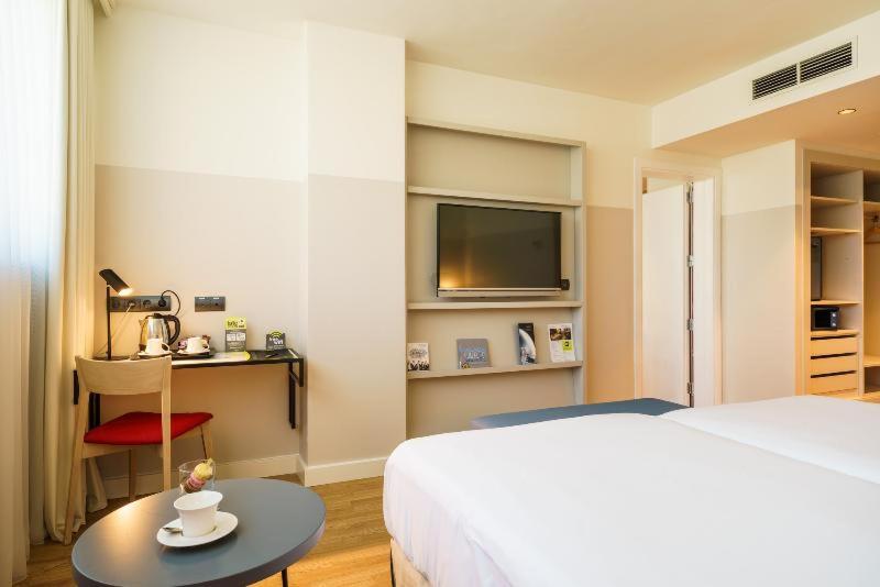 Номер Стандарт, Eurostars Málaga