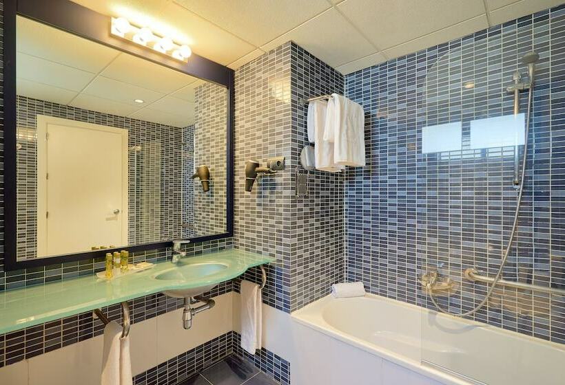 Семейный Номер, Eurostars Málaga