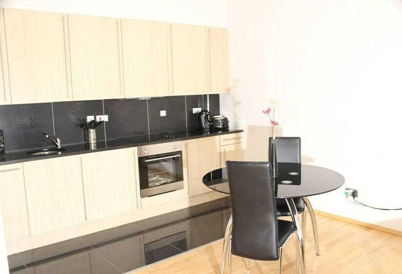 آپارتمان 1 خوابه, Glasgow Lofts
