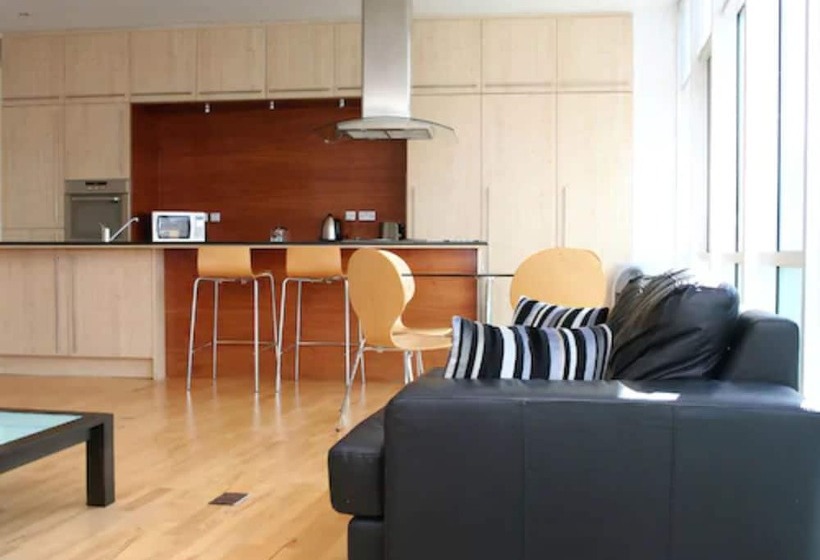 آپارتمان 3 خوابه, Glasgow Lofts
