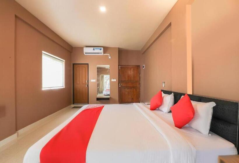 三人经典房间, Oyo 68467 Morjim Suites