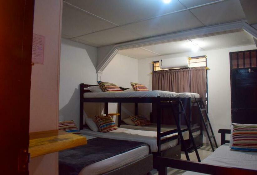 Семейный Номер, Yosu Hostal