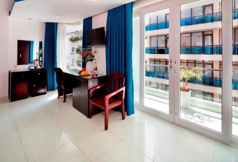 اتاق اساندارد با چشم‌انداز جانبی به دریا, Arima Hotel Nha Trang