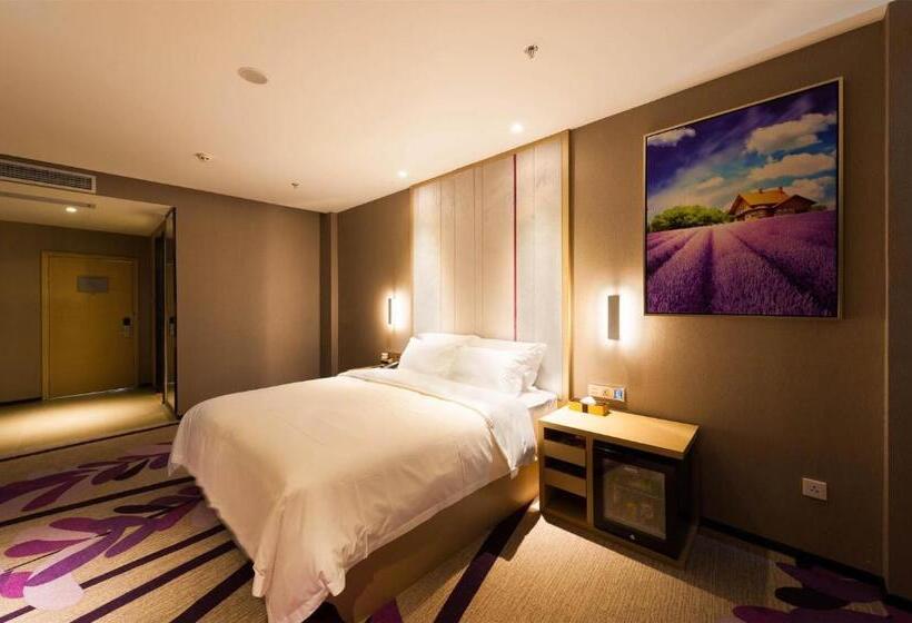 Номер Deluxe Кровать Кинг, Lavande Hotel Langzhong Railway Station And International Trade City