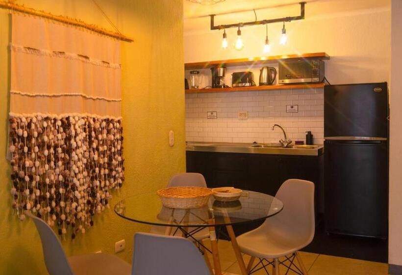 Апартаменты 1 Спальня, Miraflores Apartments