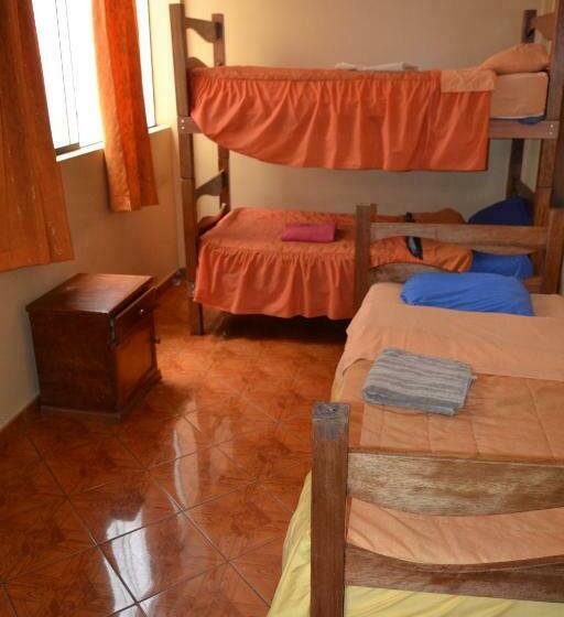 اتاق استاندارد سه نفره, Aldos Guest House