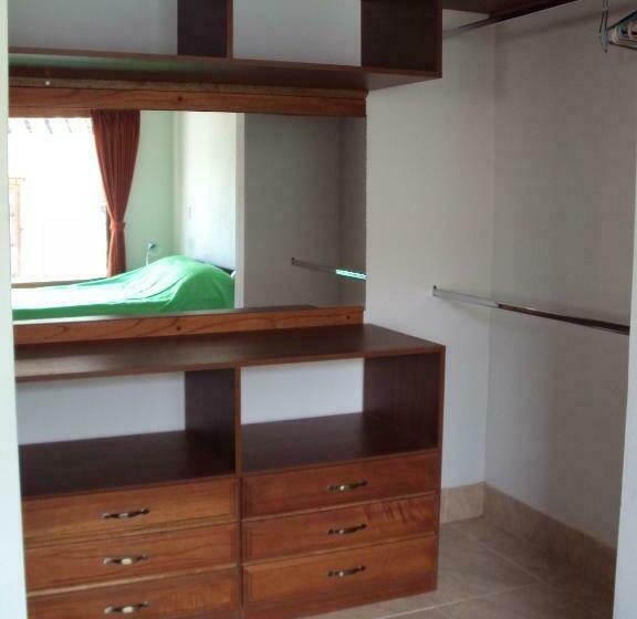 Семейный Номер, Casa Leo