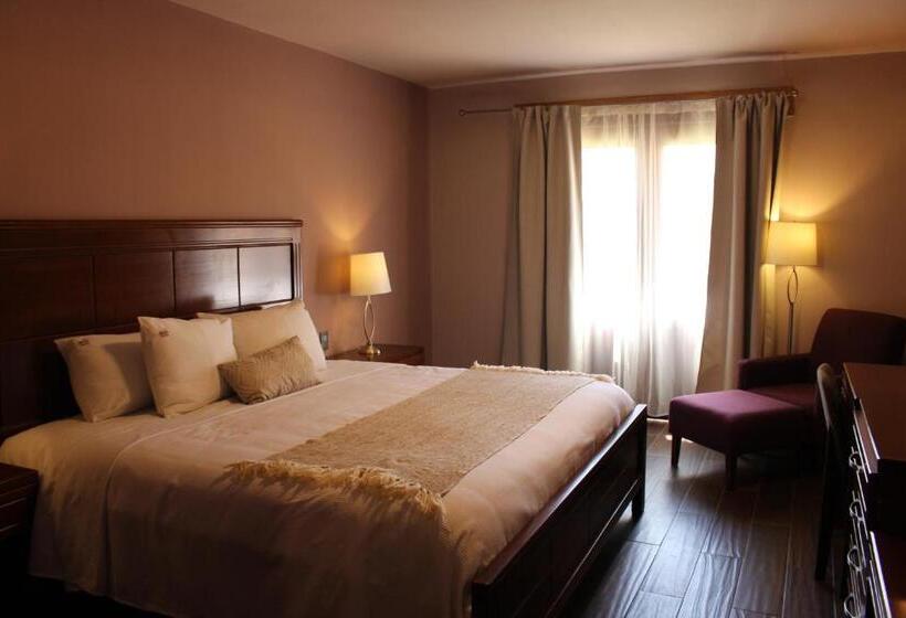 Superior Szoba King Size Bed, La Estancia