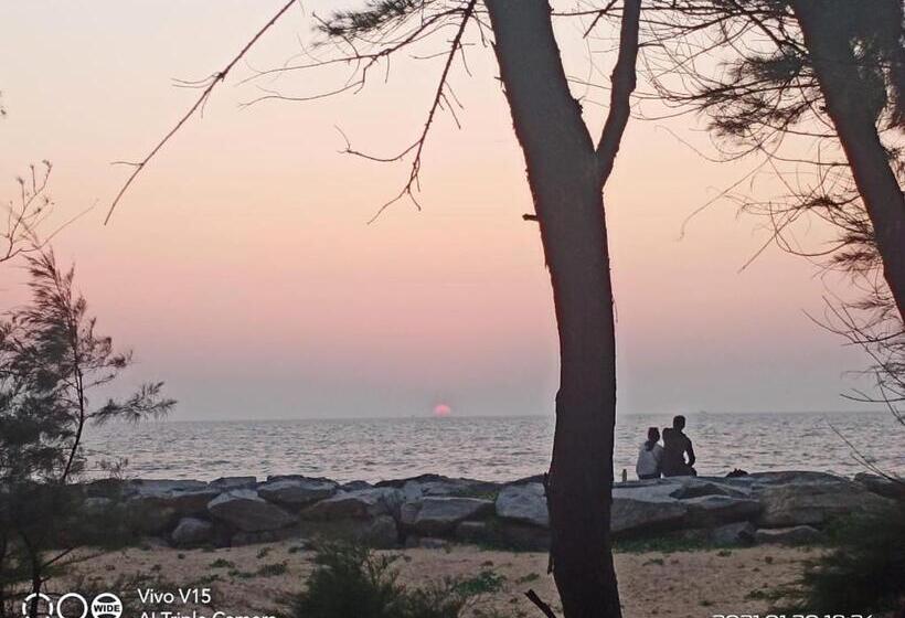 Вилла 1 Спальня, His Grace Sea View Cottages   Private Beach At Malpe