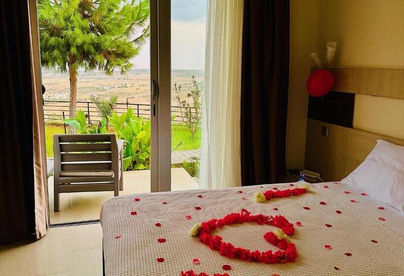 اتاق لوکس, Celebi Garden Hotel   Cittaslow Retreat