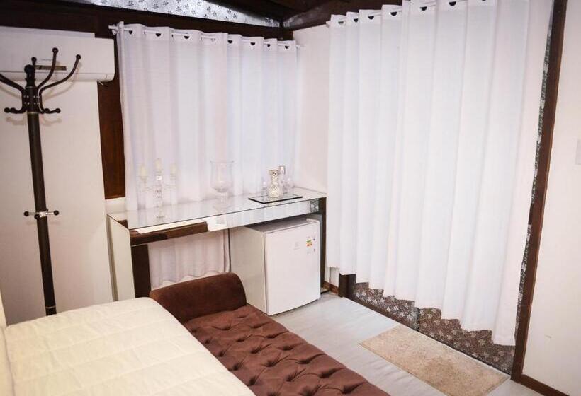 수피리어 스위트, Albergue Explorer   Hostel