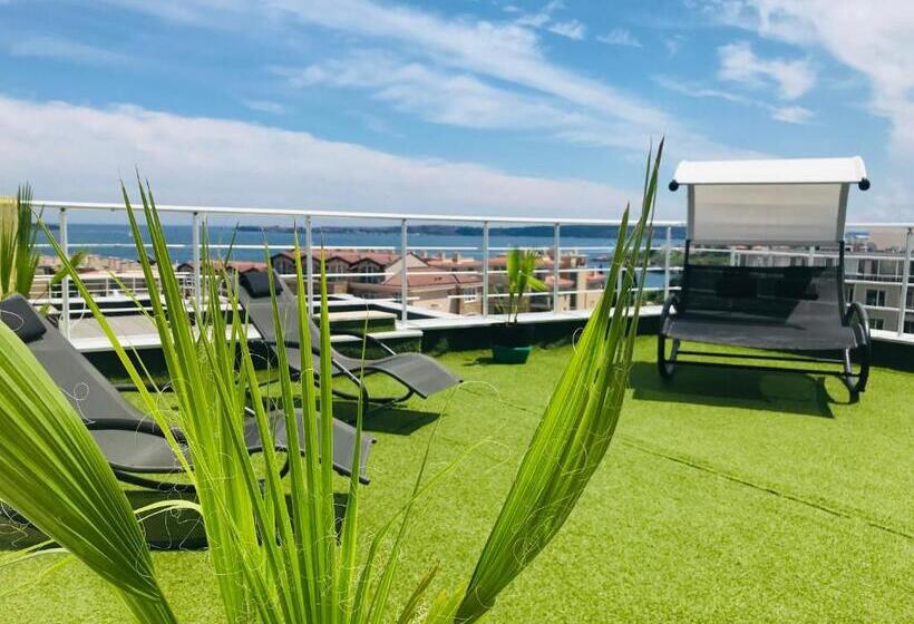 Апартаменты Deluxe 1 Спальня, Apartments In Sunny Island Complex