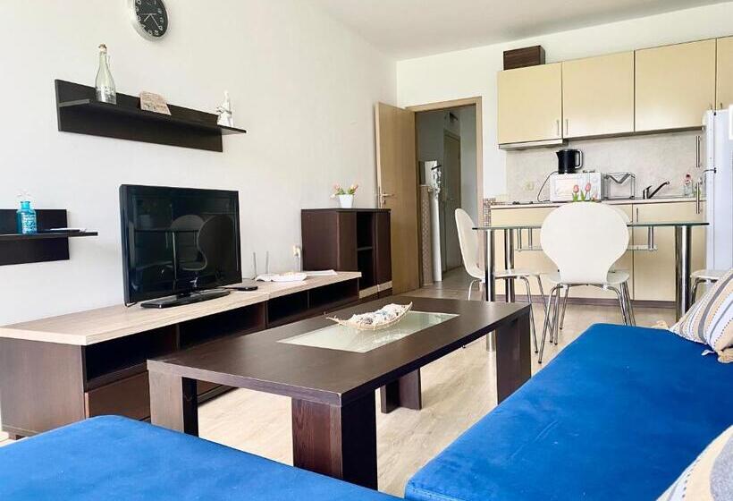 Апартаменты 1 Спальня Нижний Этаж, Apartments In Sunny Island Complex