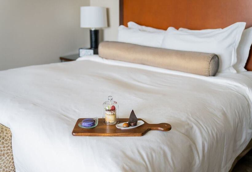 Номер Superior, The St. Regis Houston