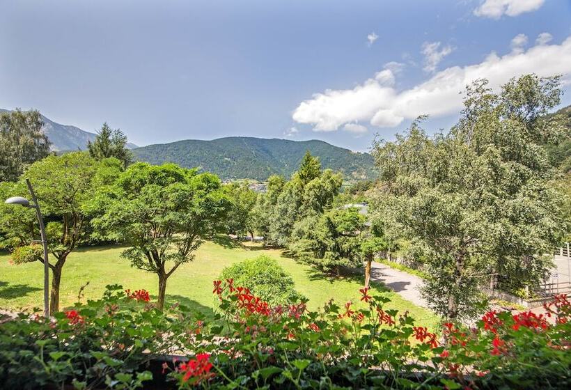 带3个卧室的公寓, Apartaments Giberga
